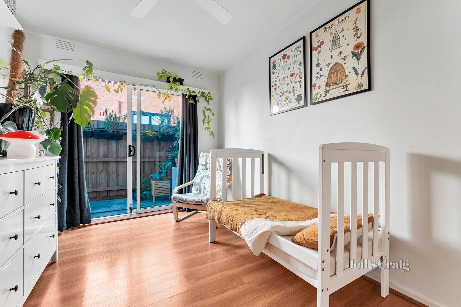 2/126 Mitchell Street, Brunswick East image 9
