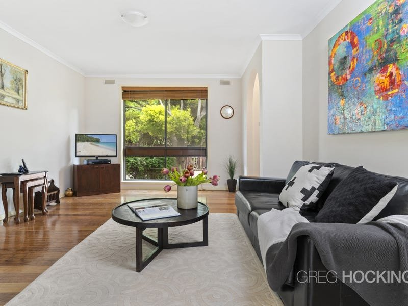 2/126 Stevedore Street, Williamstown image 3