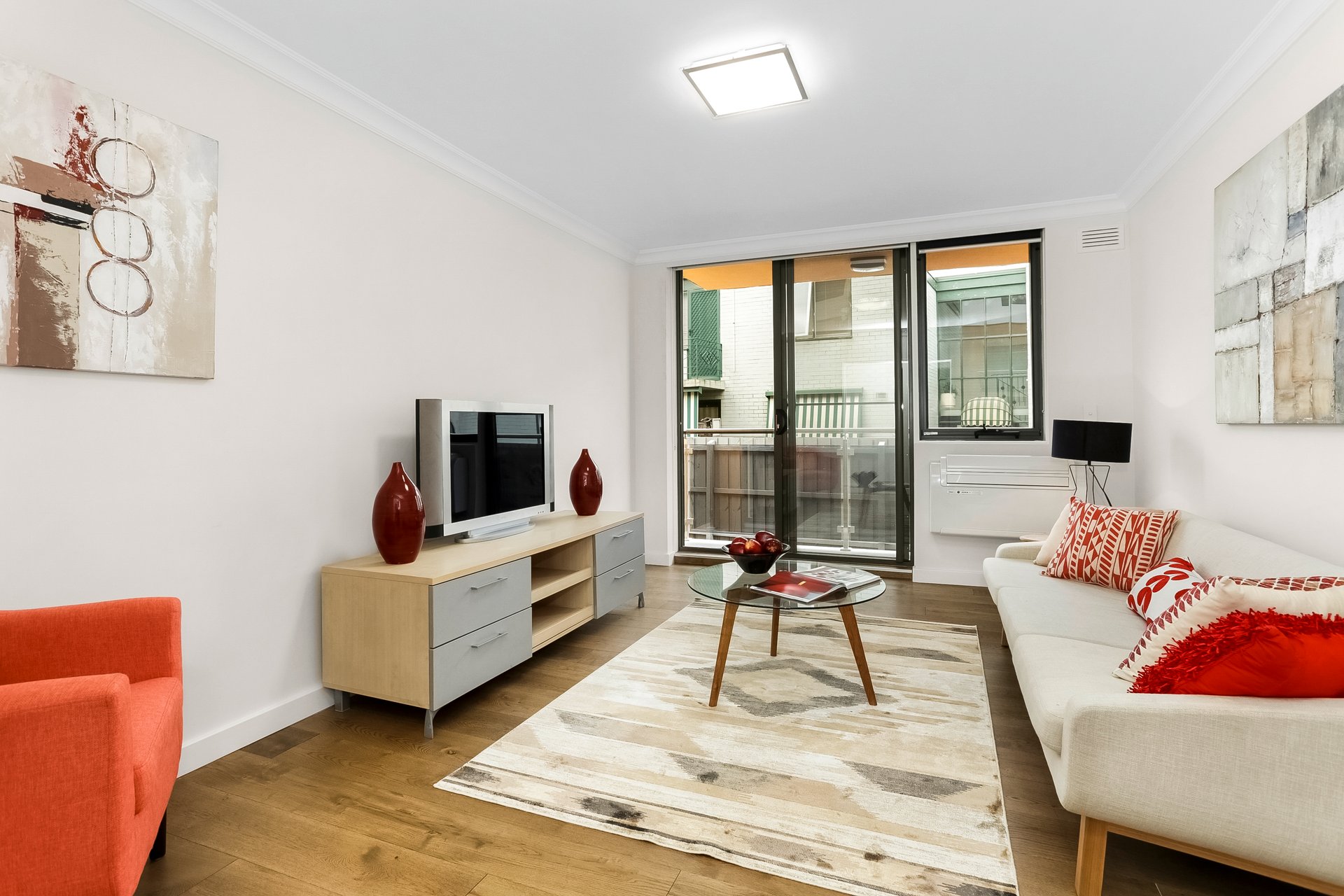 Property Gallery Thumbnail 3