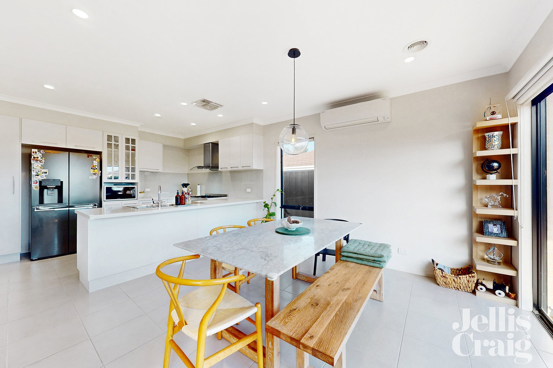 2/127 Tambet Street, Bentleigh East image 4
