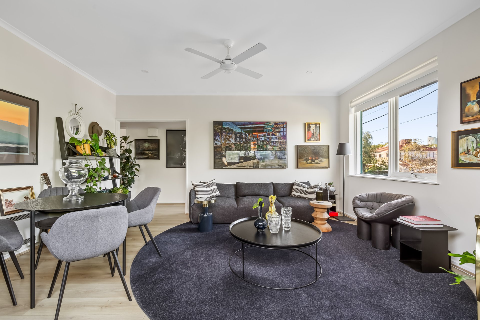 2/129 Argyle Street, St Kilda image 2