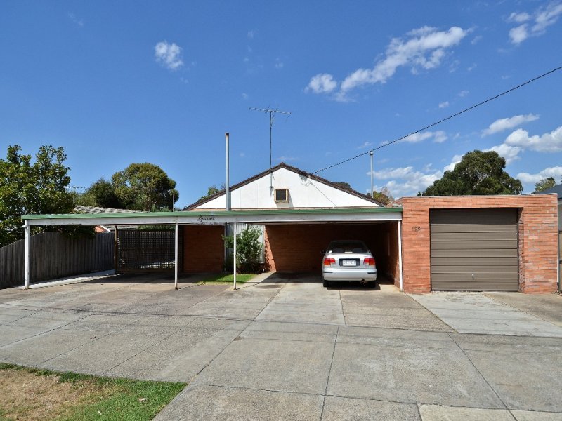 2/129 Barrabool Road, Highton image 2
