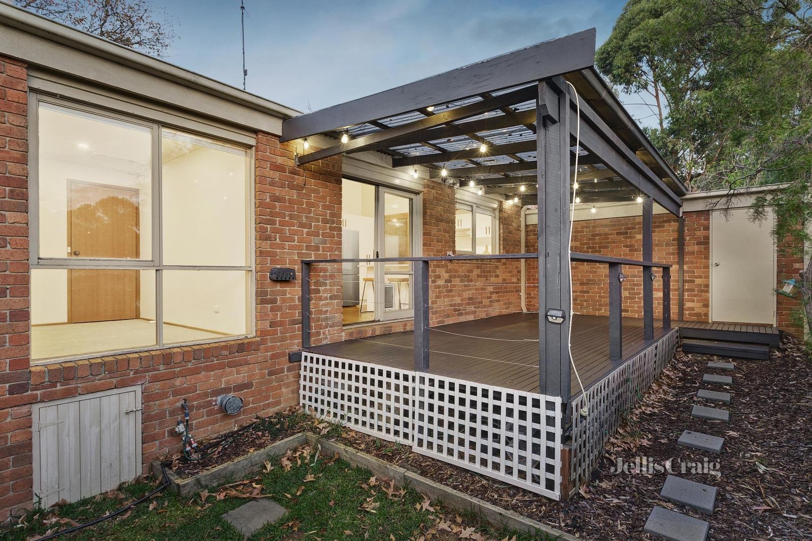 2/1298 Main Road, Eltham image 10
