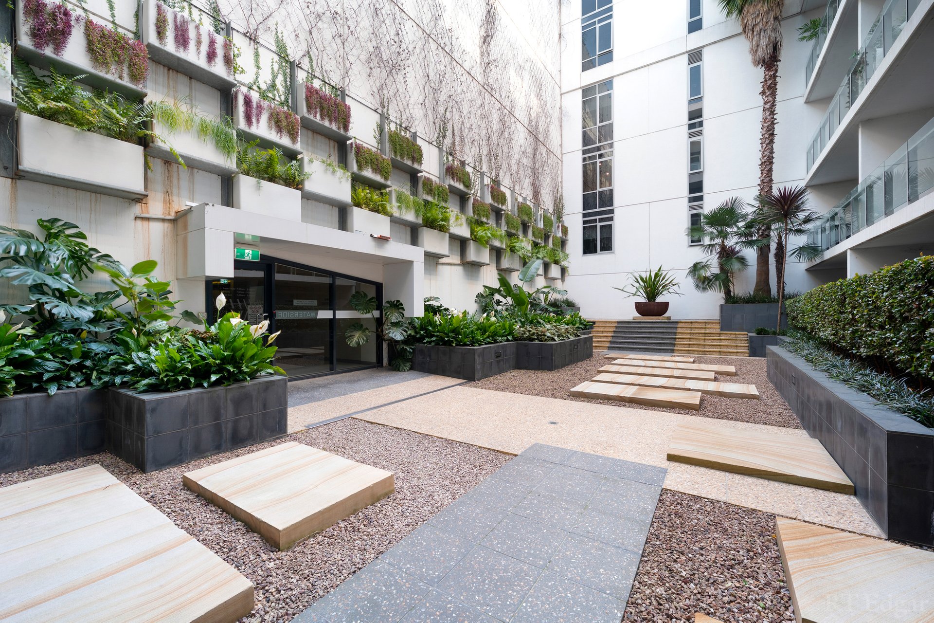 212/99 Dow Street, Port Melbourne image 3