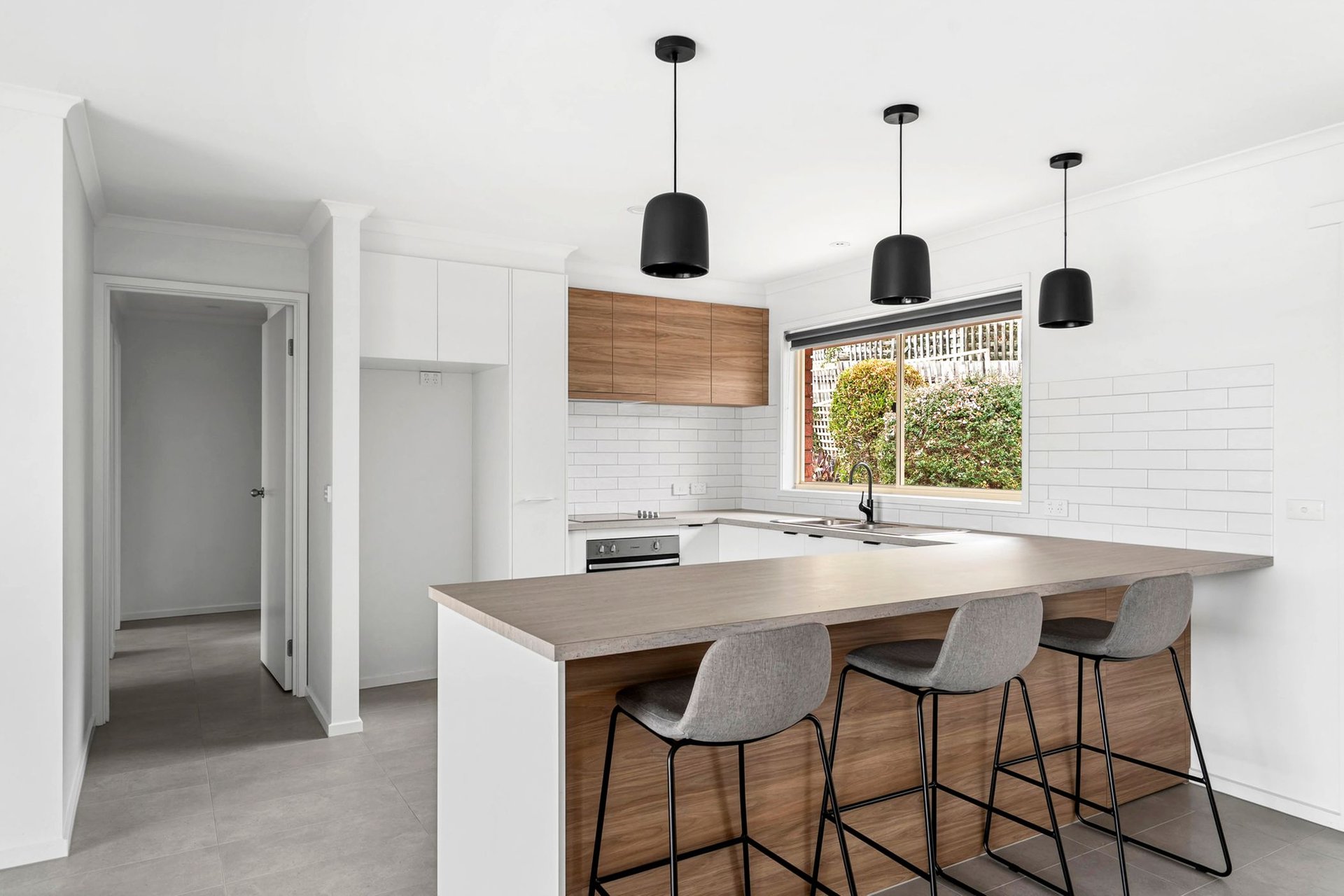 2/13 Burlington Crescent, Leopold image 5