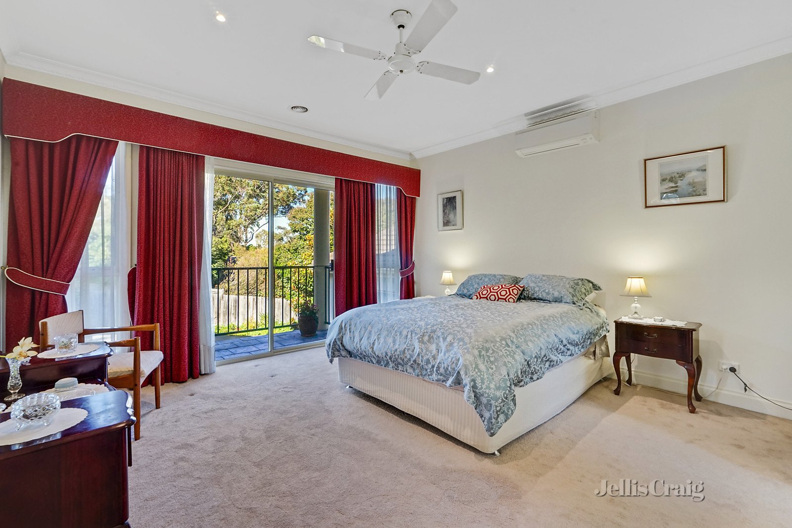 2/13 Dean Avenue, Mount Waverley image 8