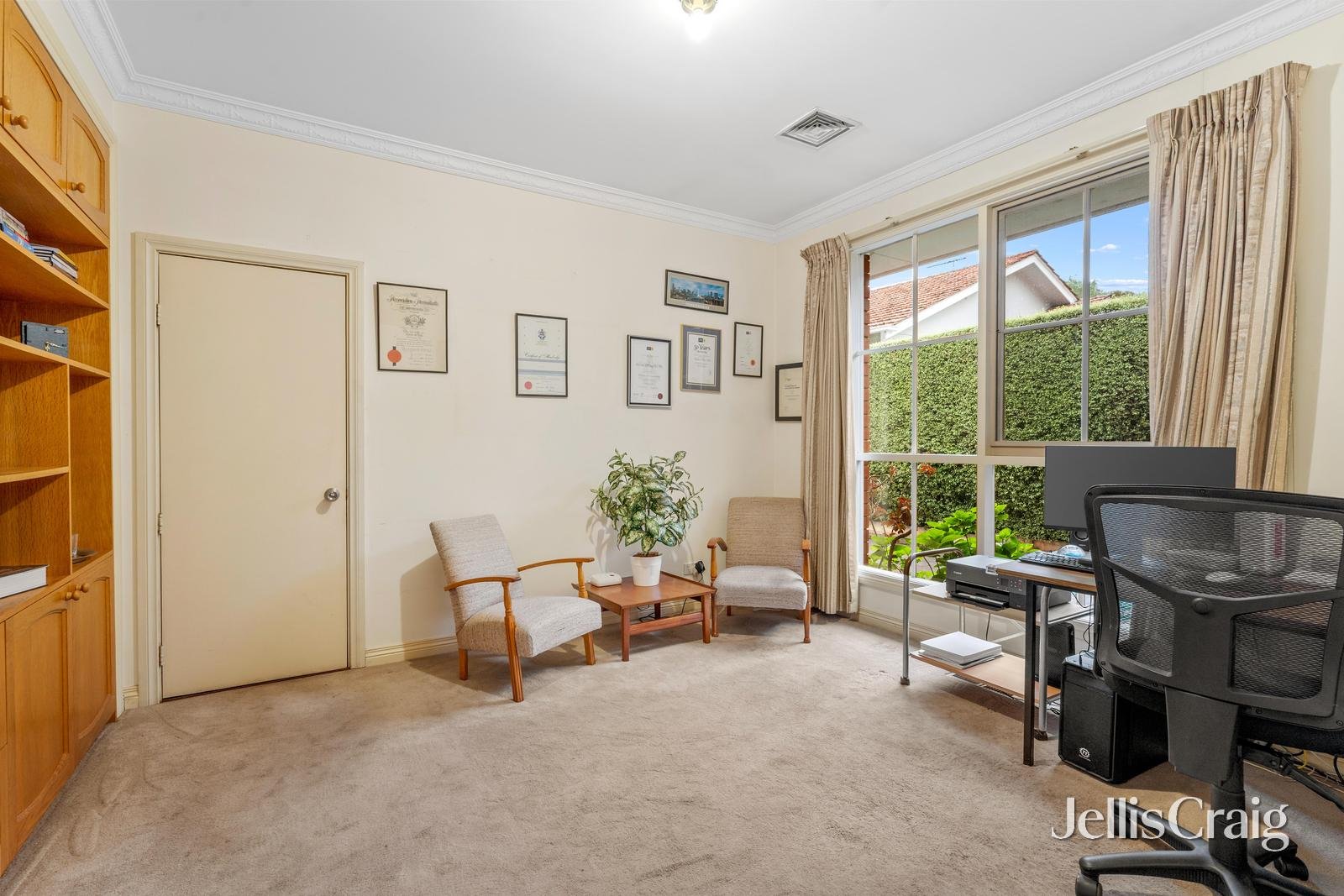 2/13 Irymple Avenue, Kew East image 6