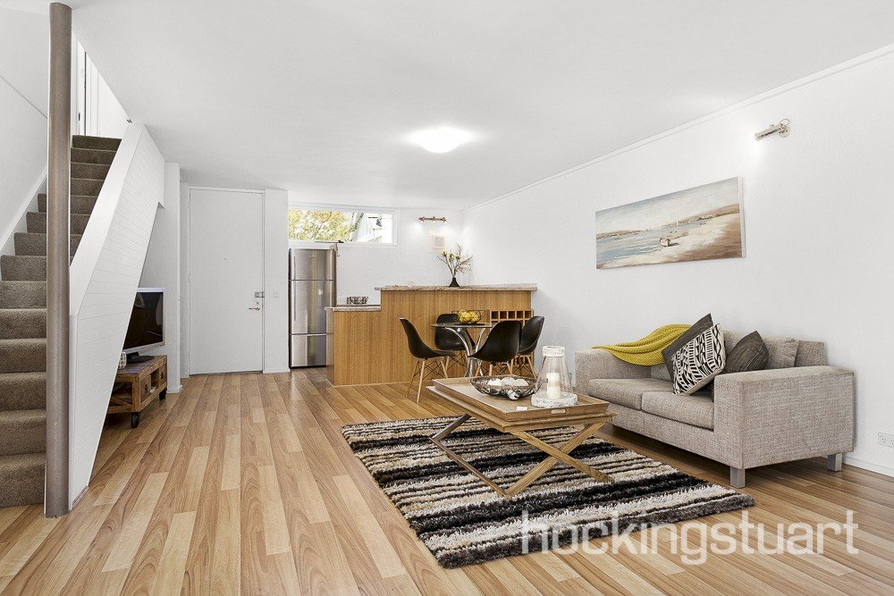 2/13 Kent Street, Kew image 2