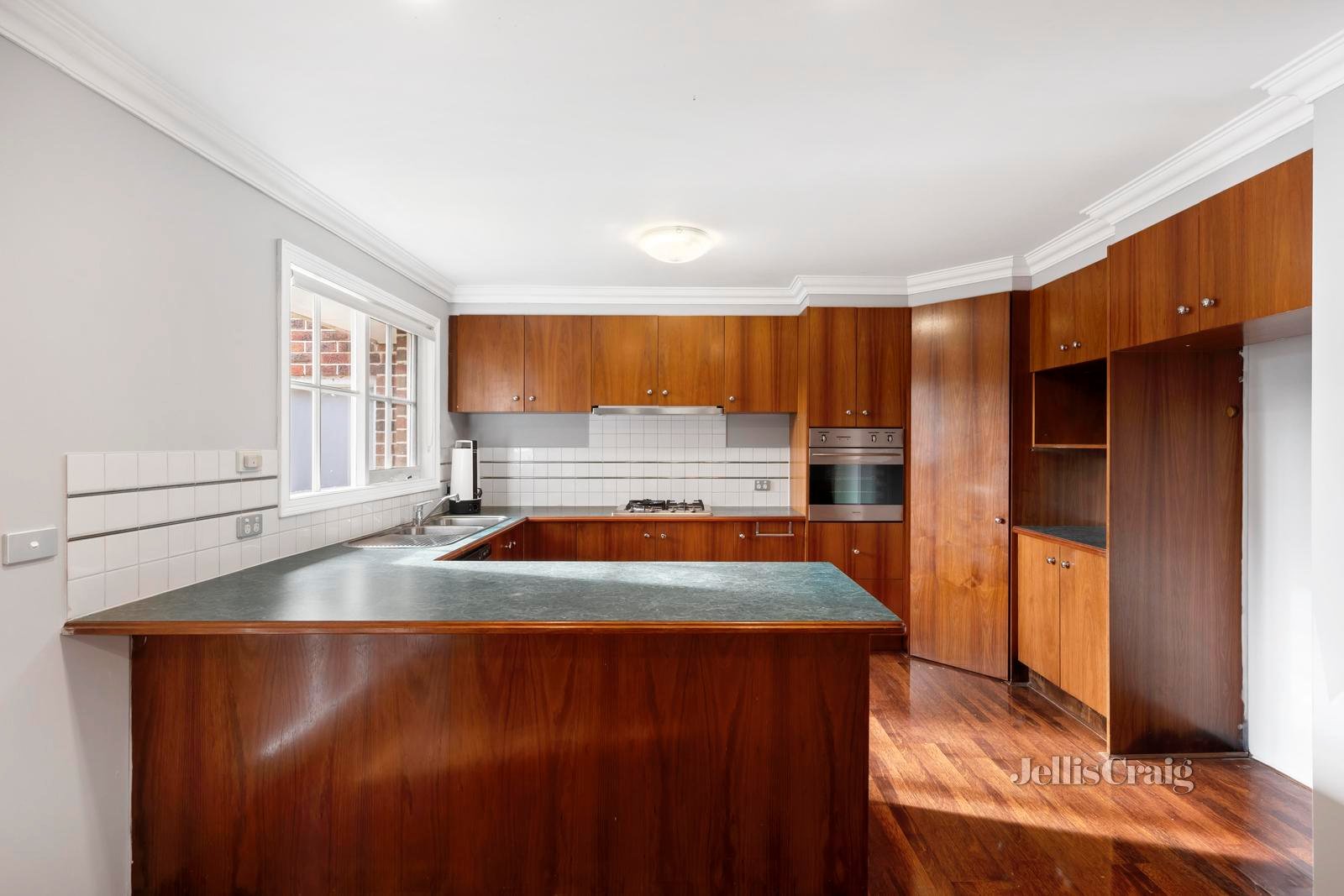 2/13 Kincumber Drive, Croydon image 2