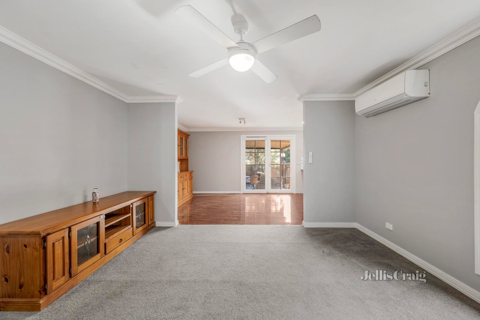 2/13 Kincumber Drive, Croydon image 4
