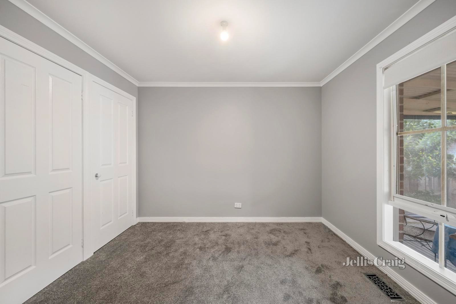 2/13 Kincumber Drive, Croydon image 7