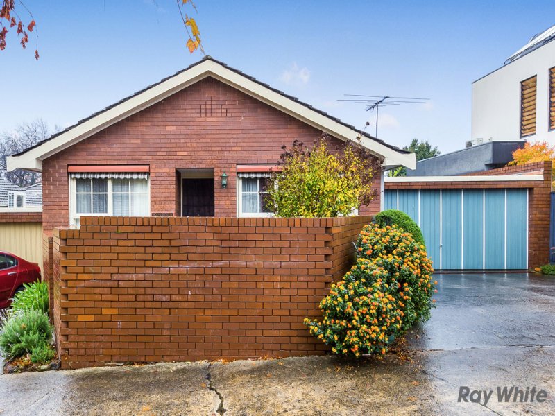 2/13 Kintore Crescent, Box Hill image 2