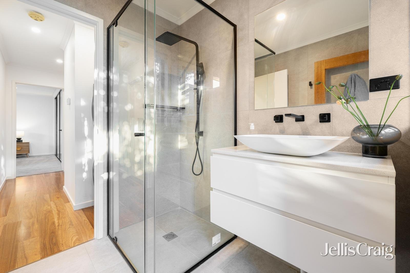 2/13 Lilac Street, Bentleigh East image 14