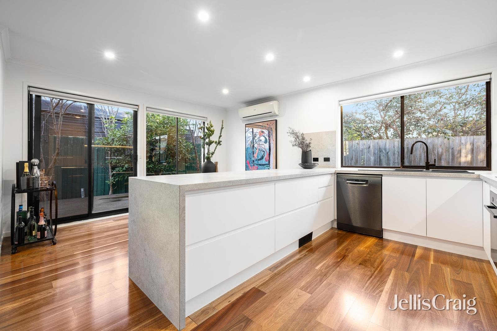 2/13 Lilac Street, Bentleigh East image 17