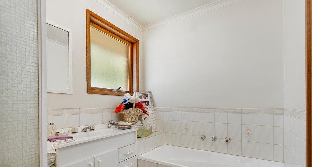 2/13 Loughnan Road, Ringwood image 5