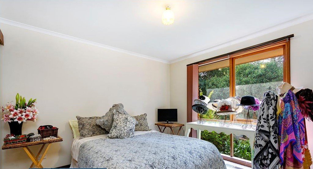 2/13 Loughnan Road, Ringwood image 6