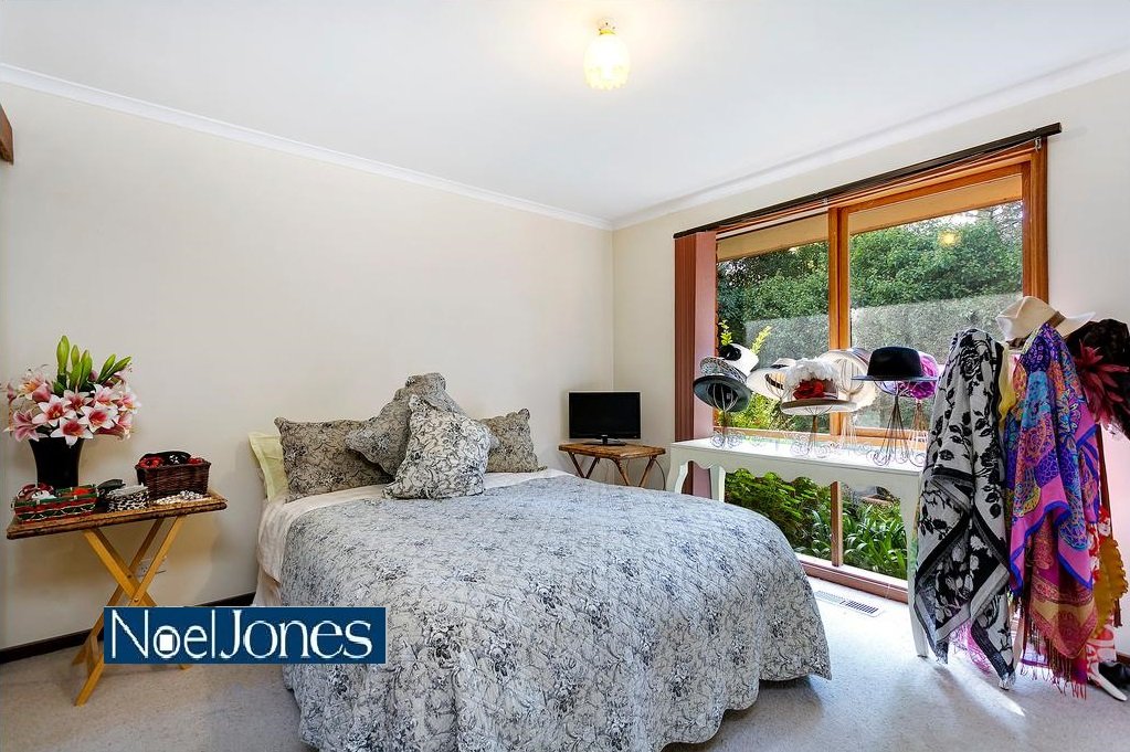 2/13 Loughnan Road, Ringwood image 7