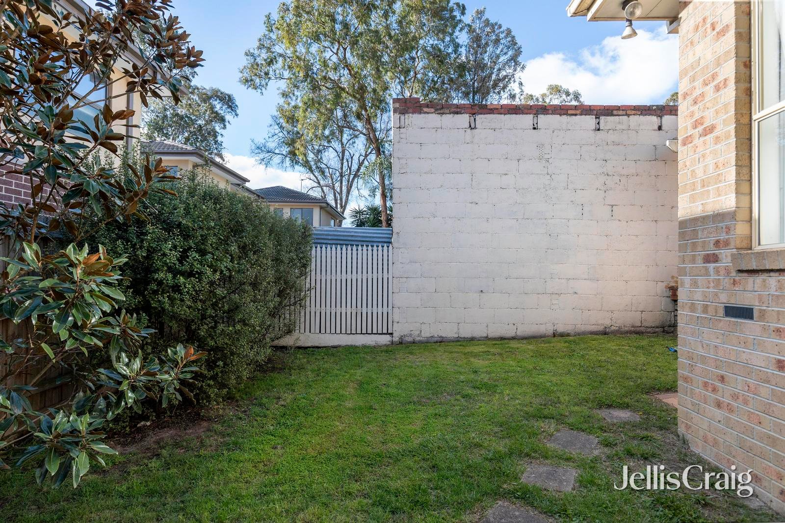 213 Main Road, Lower Plenty image 15