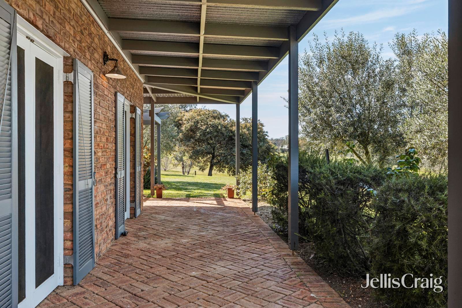213 Mia Mia Road, Newstead image 13