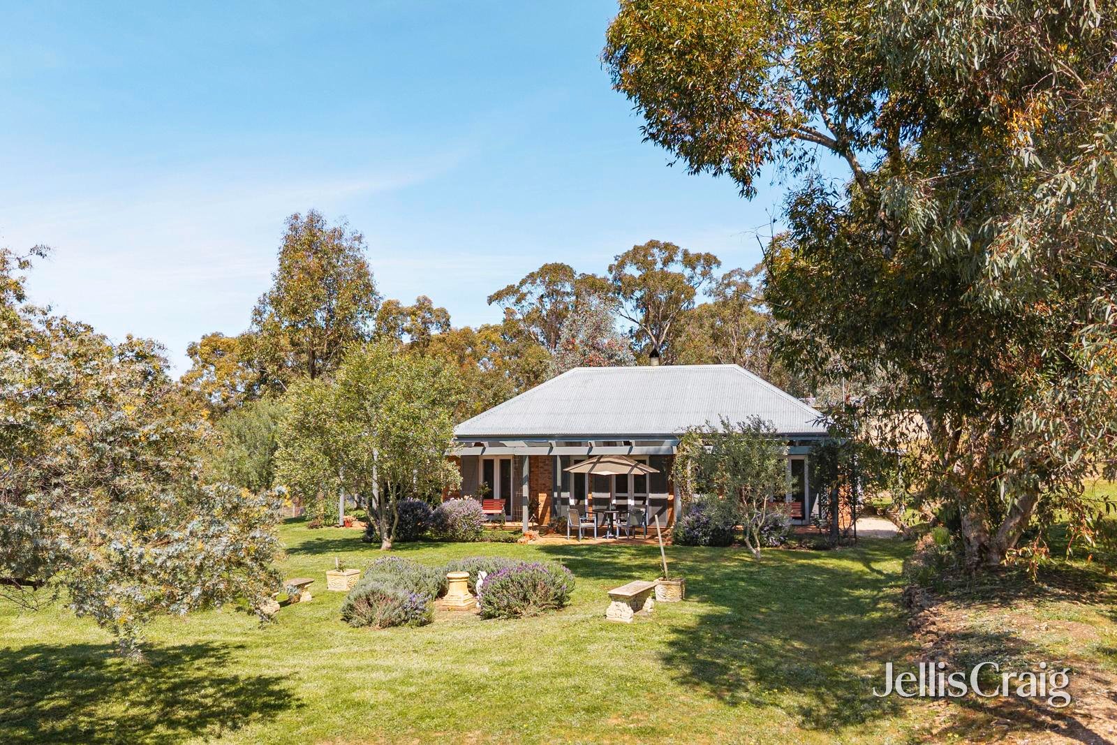 213 Mia Mia Road, Newstead image 20