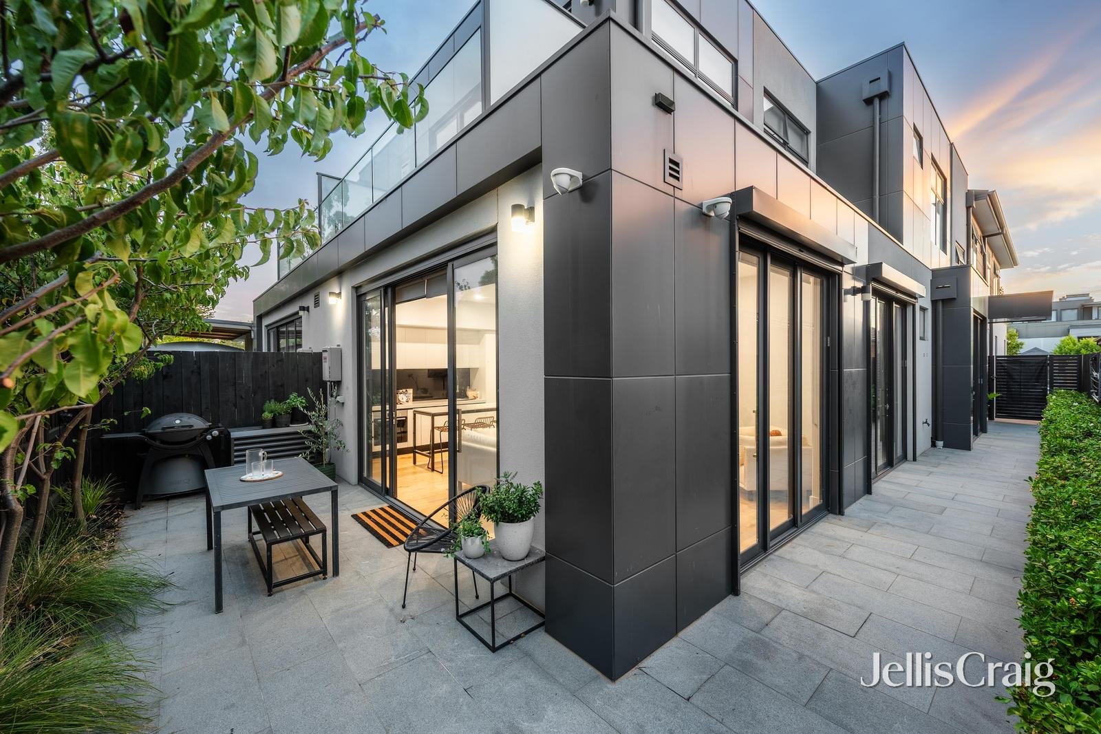 2/13 Quinns Road, Bentleigh&nbsp;East image 3