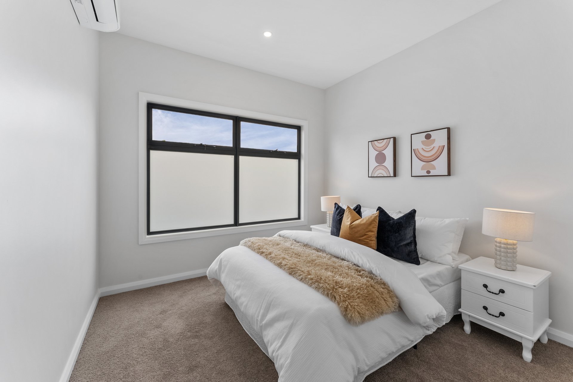 2/13 Selwyn Street, Blackburn image 8