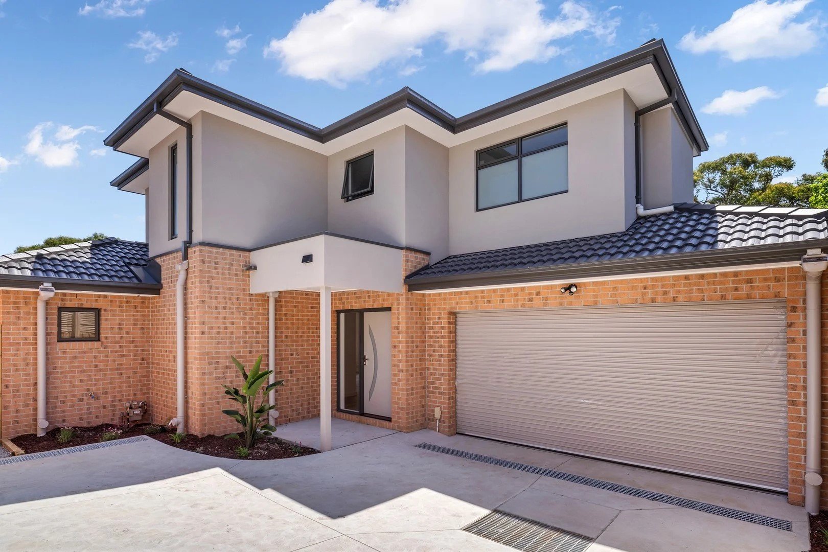 2/13 Stoda Street, Heathmont image 1