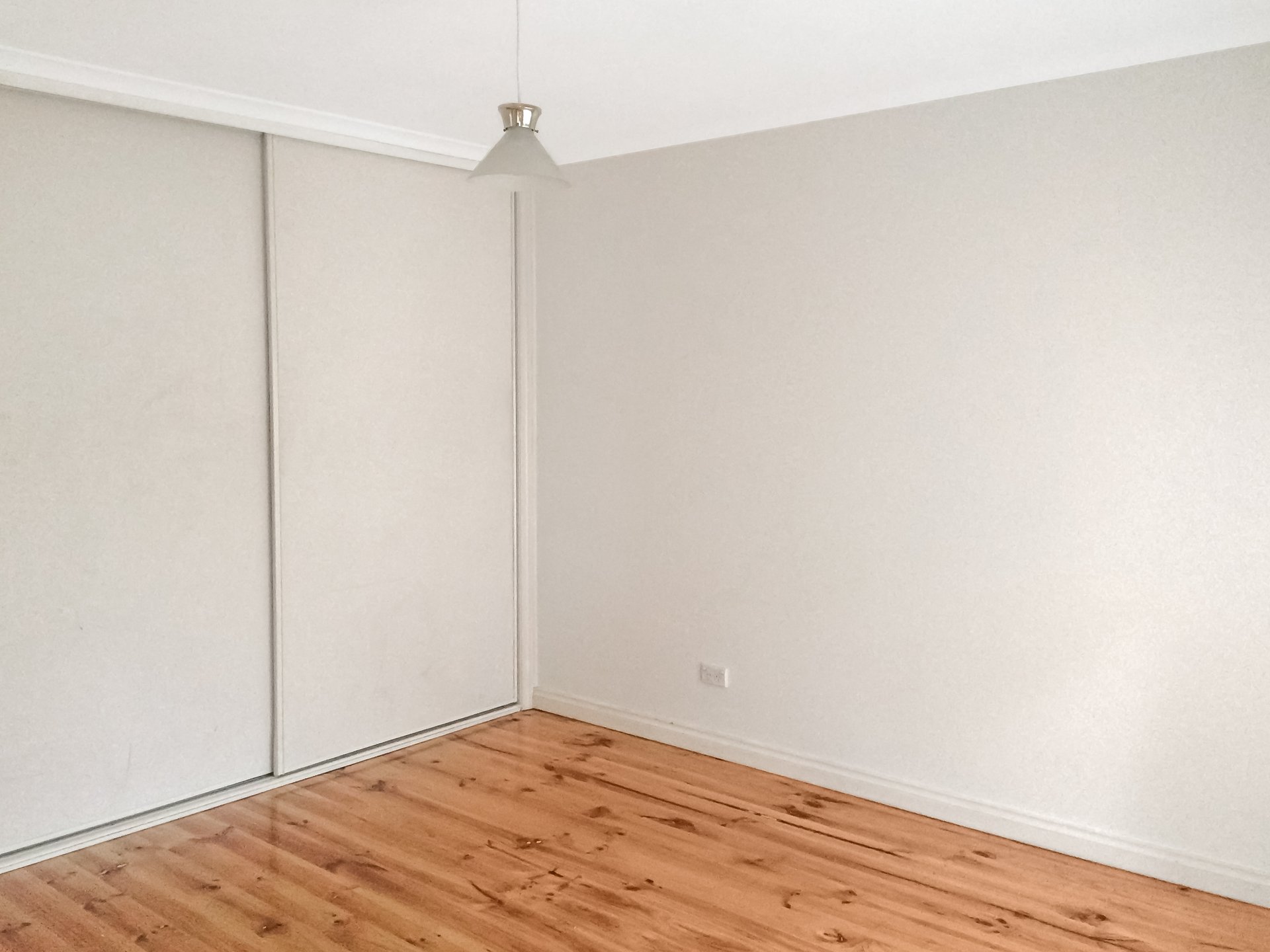 2/131 Main Street, Blackburn image 4