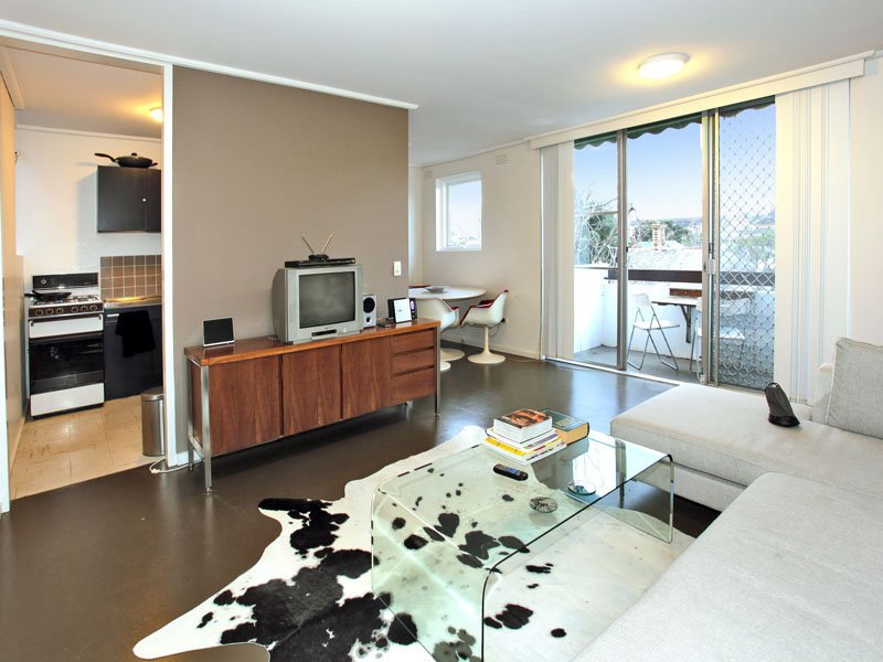 Property Gallery Thumbnail 4