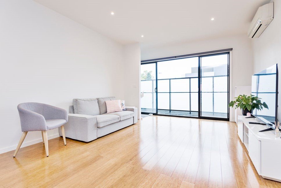 2/132 Pascoe Vale Road, Moonee Ponds image 2