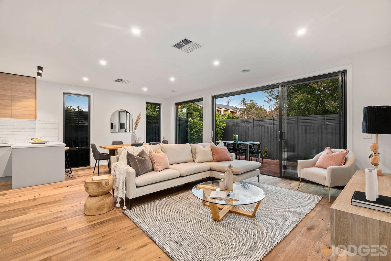 2 / 132 Wilson Street Cheltenham