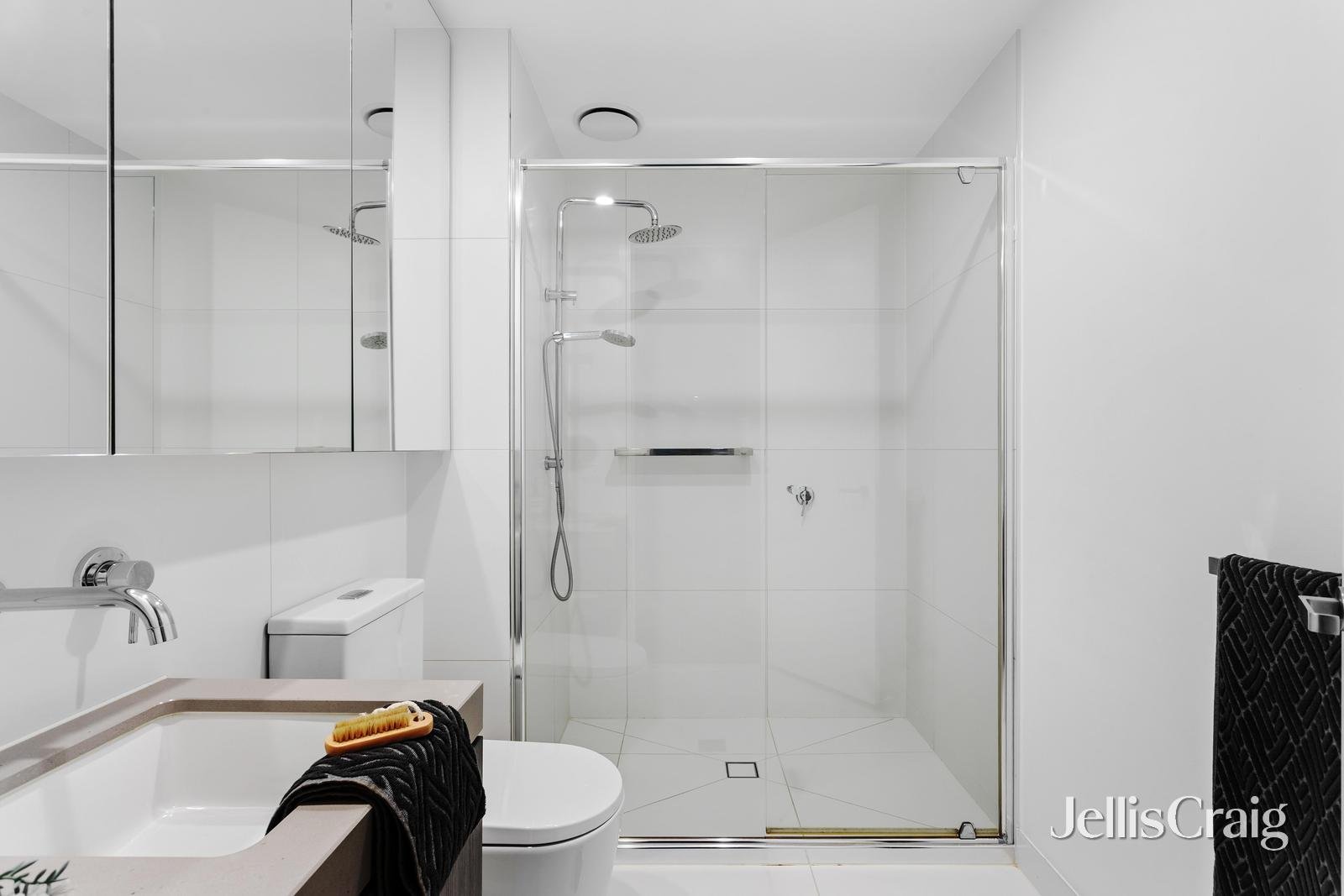 213/251 Johnston Street, Abbotsford image 6