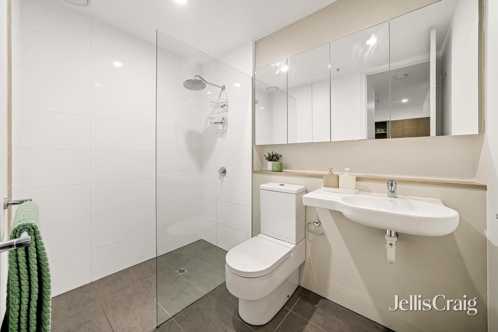 213/278 Charman Road, Cheltenham image 8