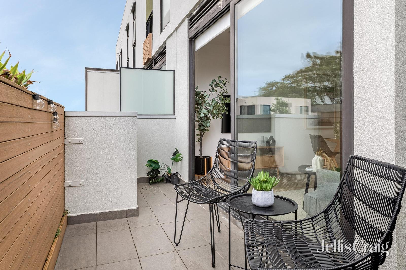 213/278 Charman Road, Cheltenham image 9