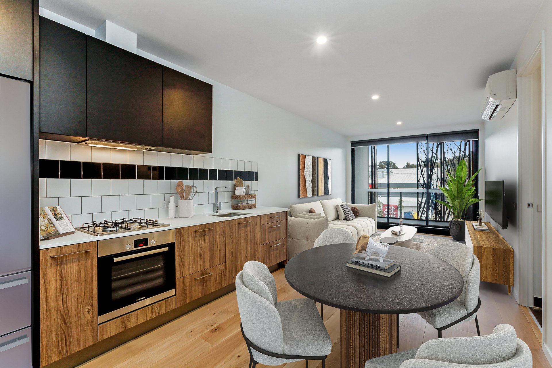 213/324 Pascoe Vale Road, Essendon image 1