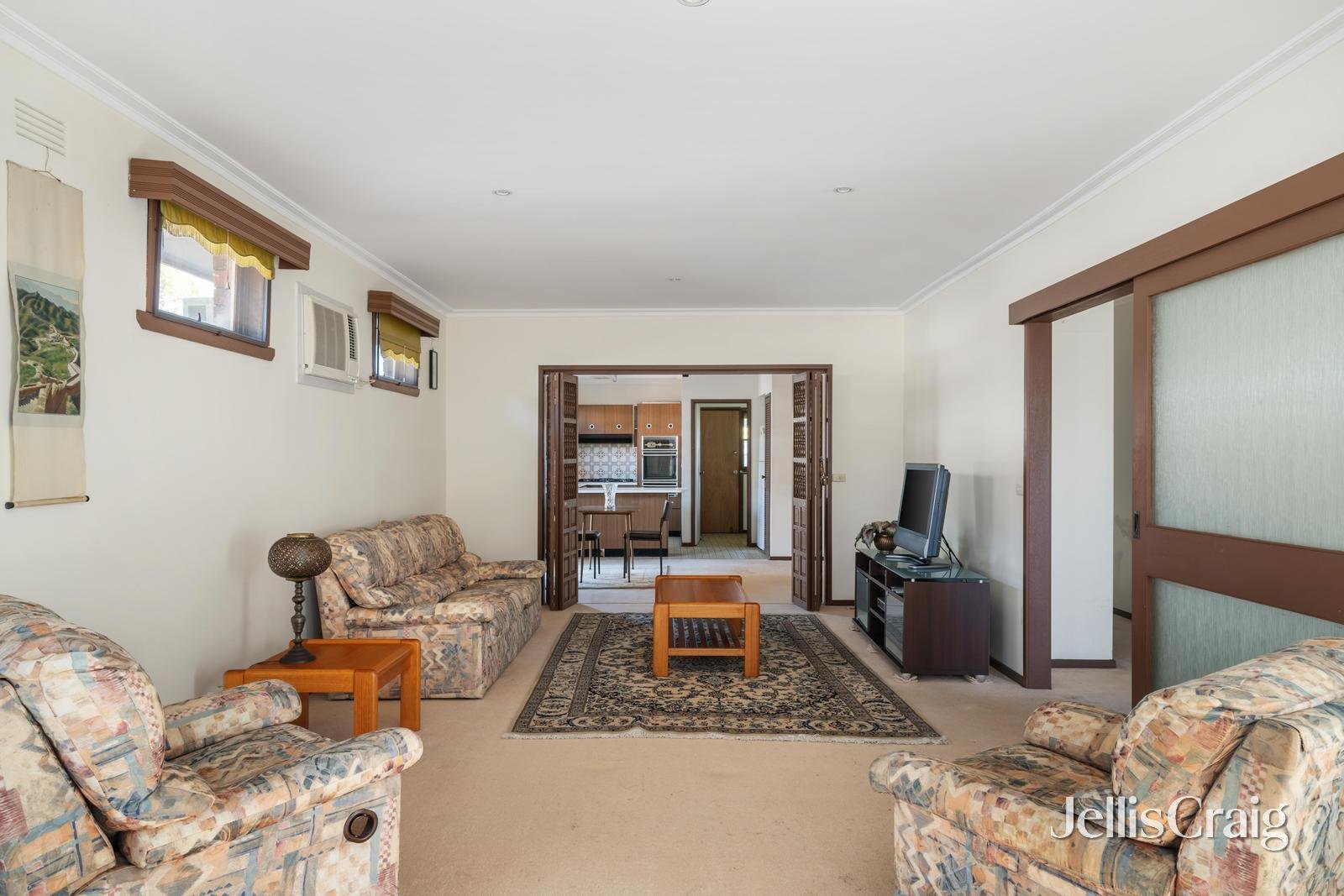 2/134 Barkers Road, Hawthorn image 3