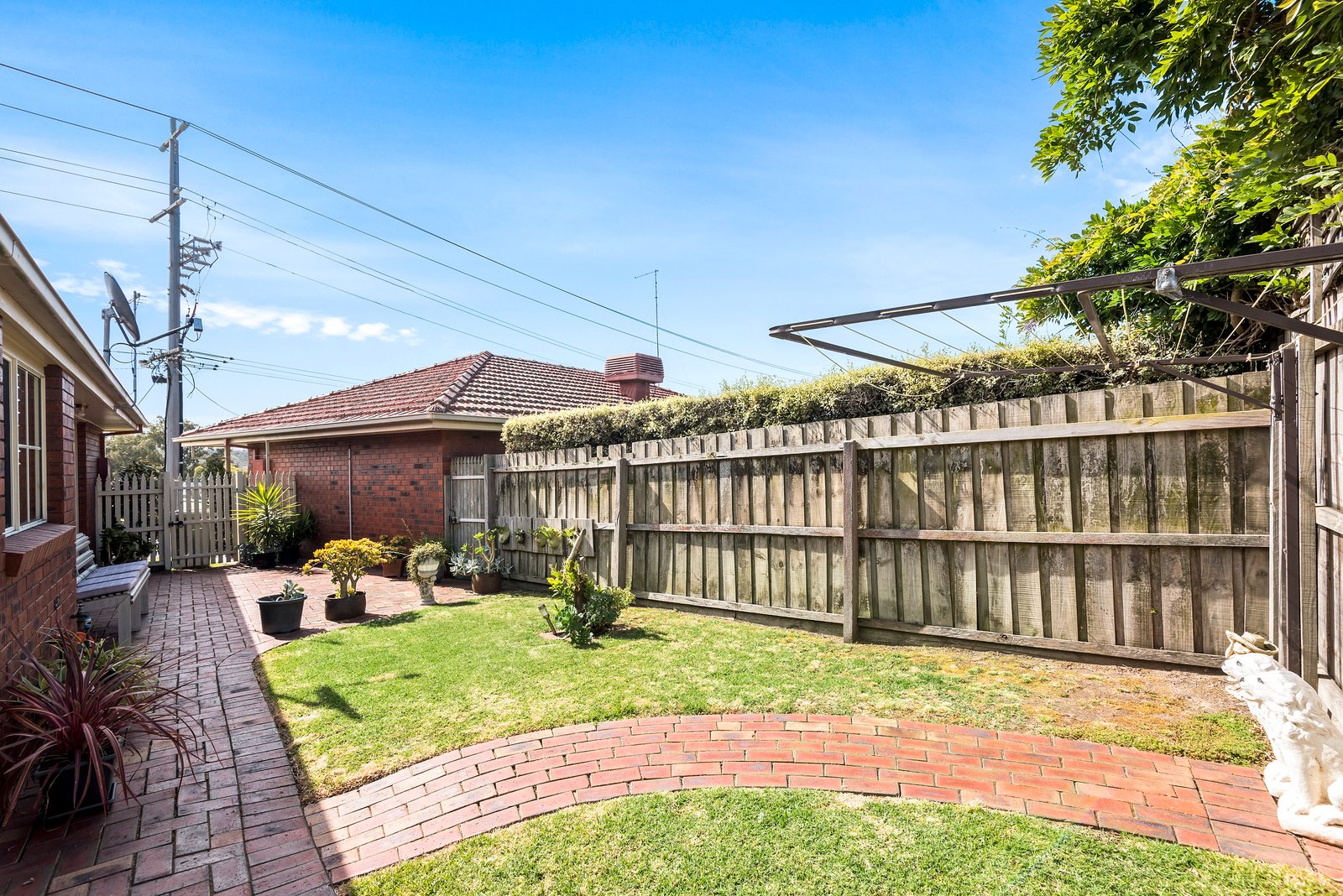 Property Gallery Thumbnail 8
