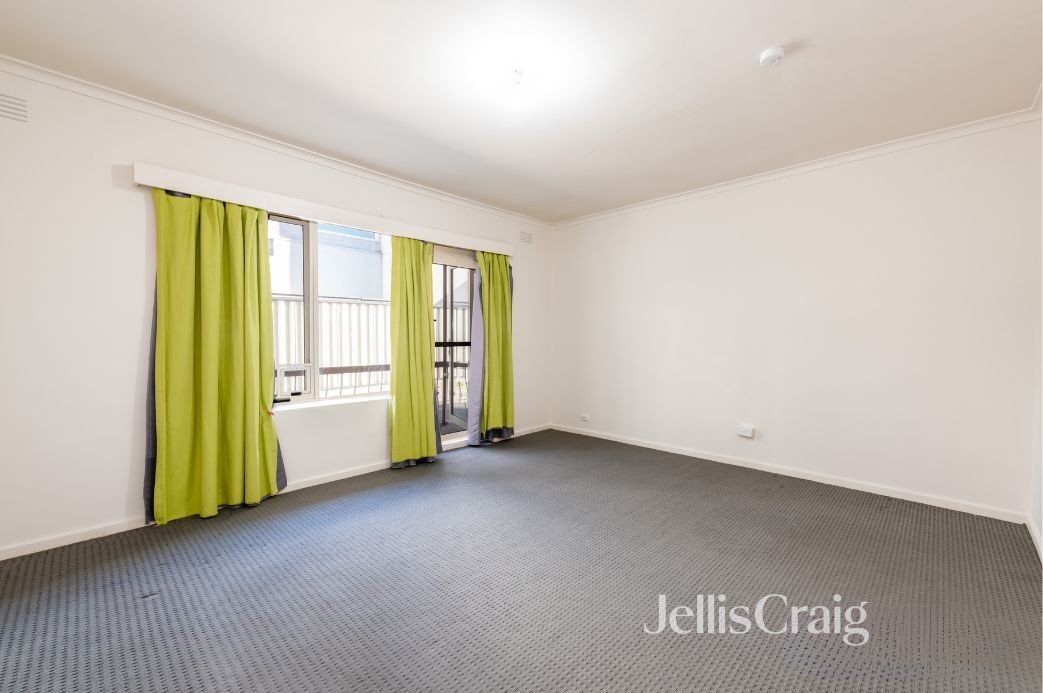 2/134 Mitchell Street, Brunswick East image 4