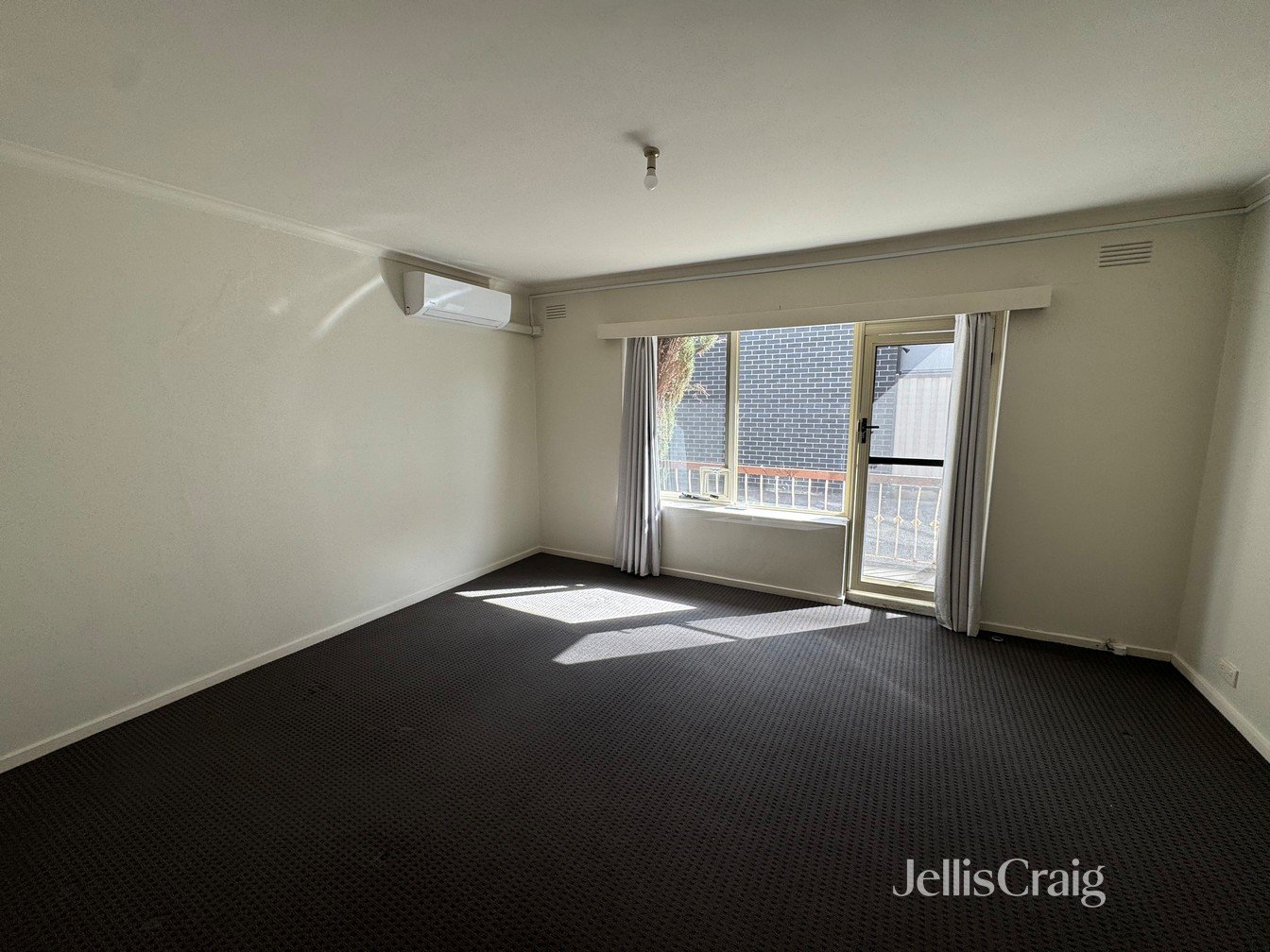 2/134 Mitchell Street, Brunswick&nbsp;East image 3