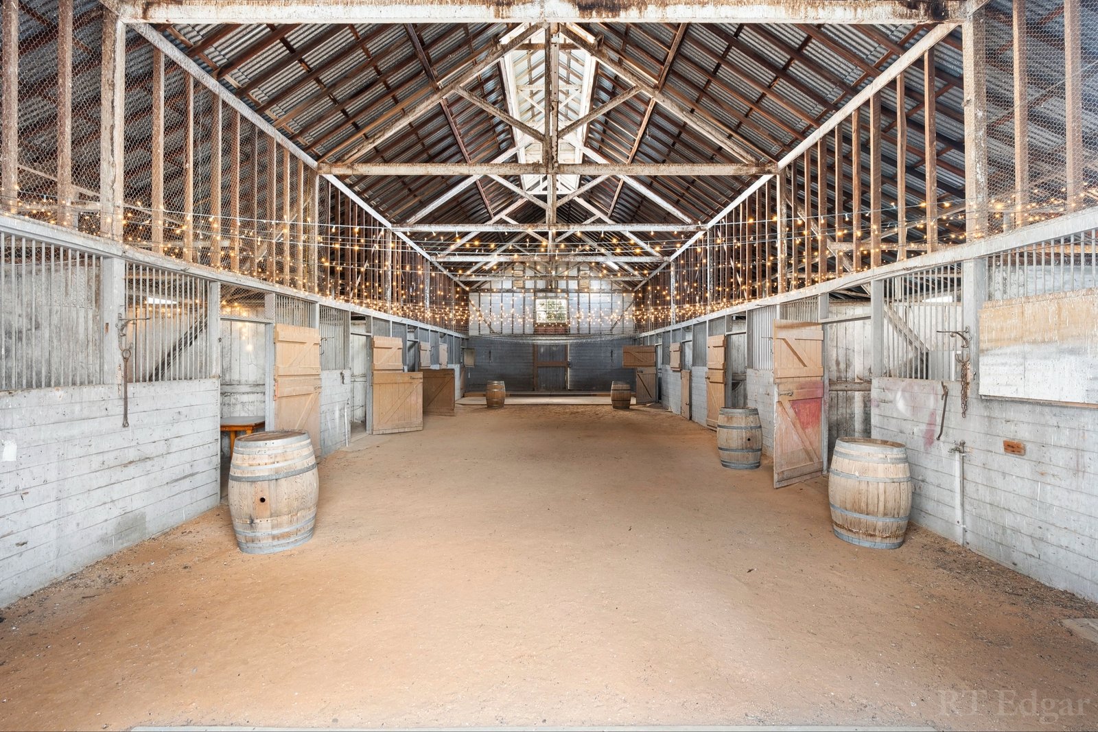 Property Gallery Thumbnail 33