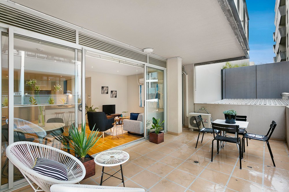 213/54 Nott Street, Port Melbourne image 1