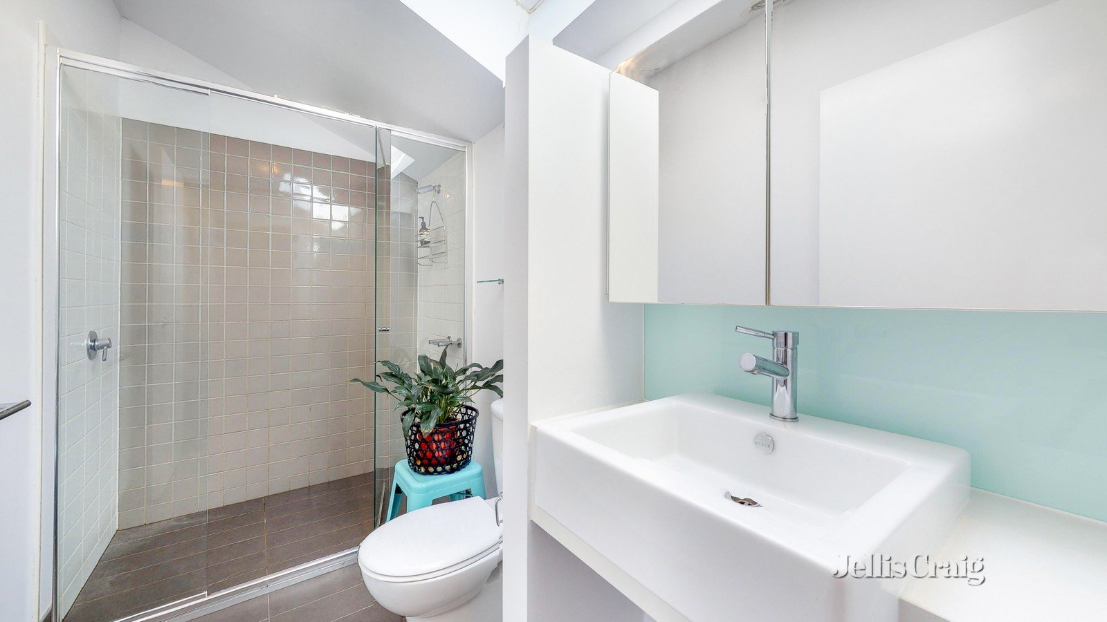 213/56 Nicholson Street, Abbotsford image 5