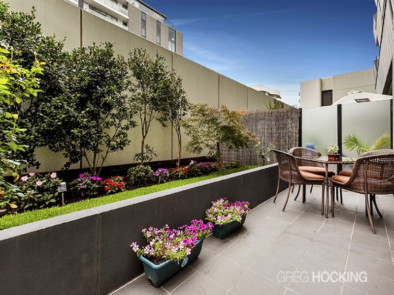 213/57 Bay Street, Port Melbourne image 1