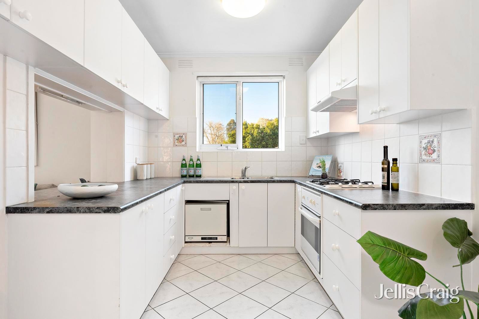 21/36 Grange Road, Toorak image 9
