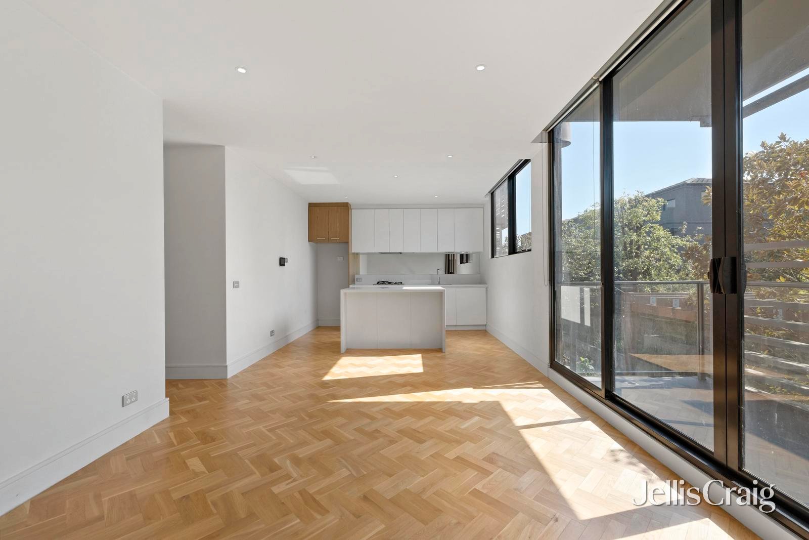 213/6 Lisson Grove, Hawthorn image 4