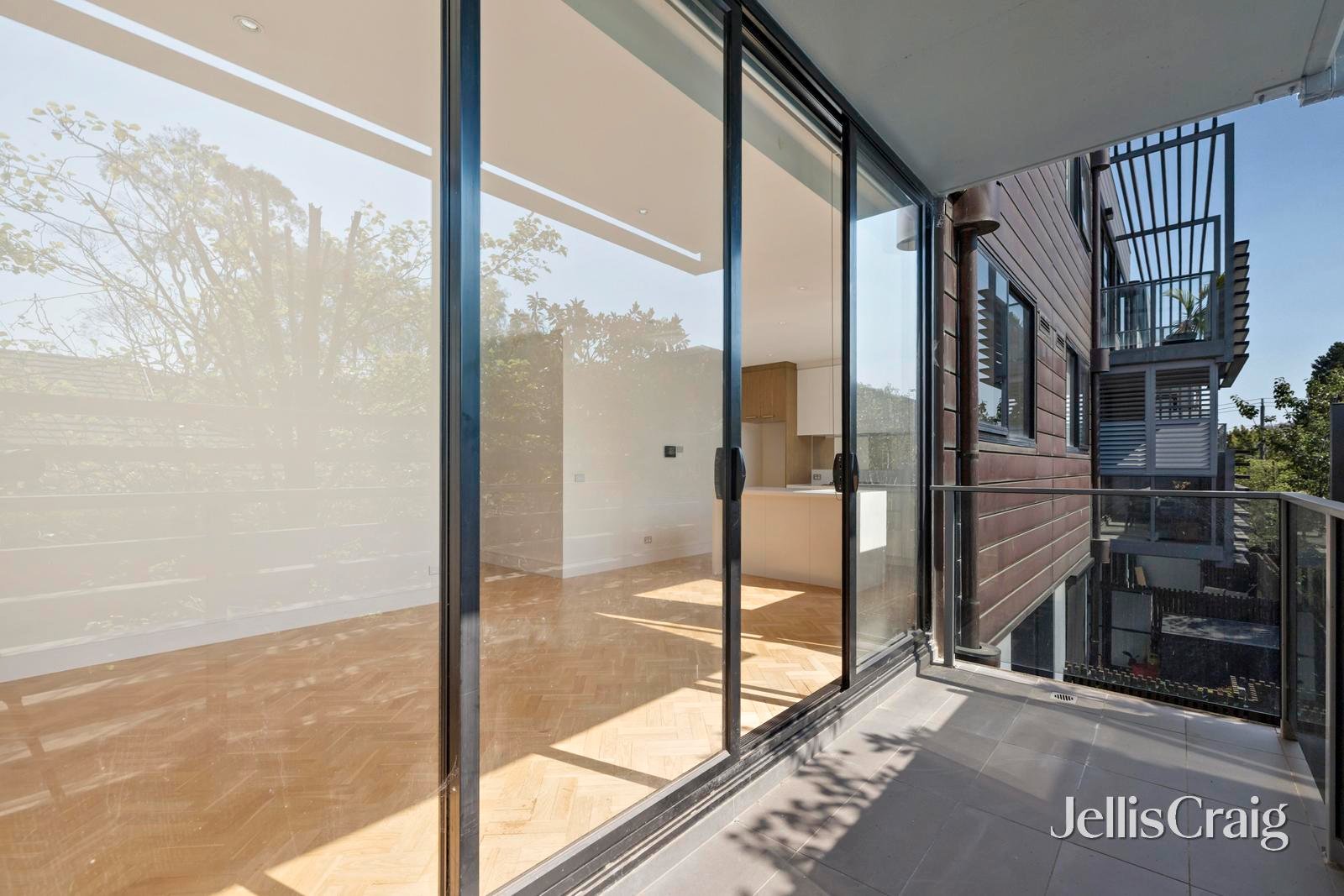 213/6 Lisson Grove, Hawthorn image 5