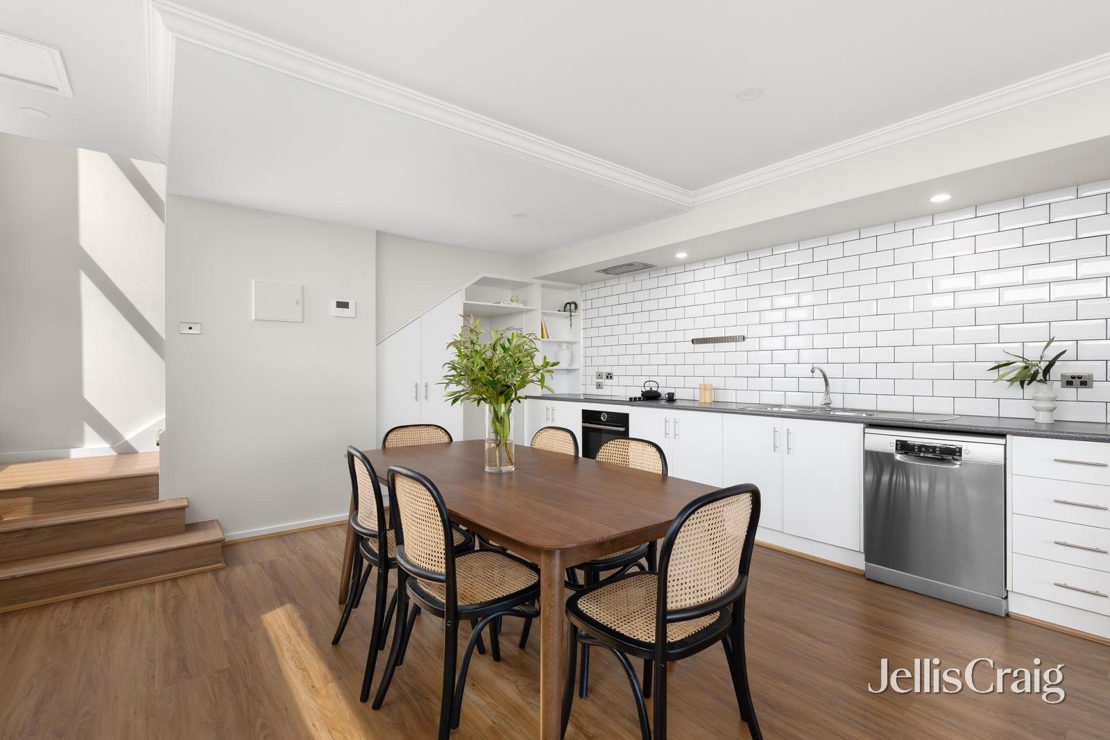 2/137-139 Melville Road, Brunswick West image 2