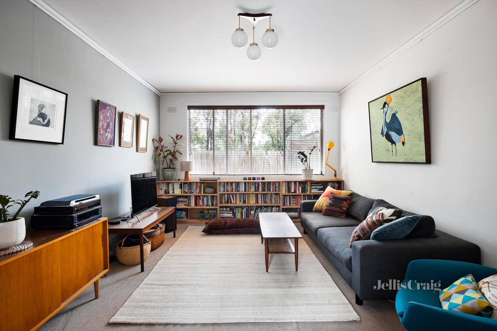 2/137 Westgarth Street, Northcote image 1