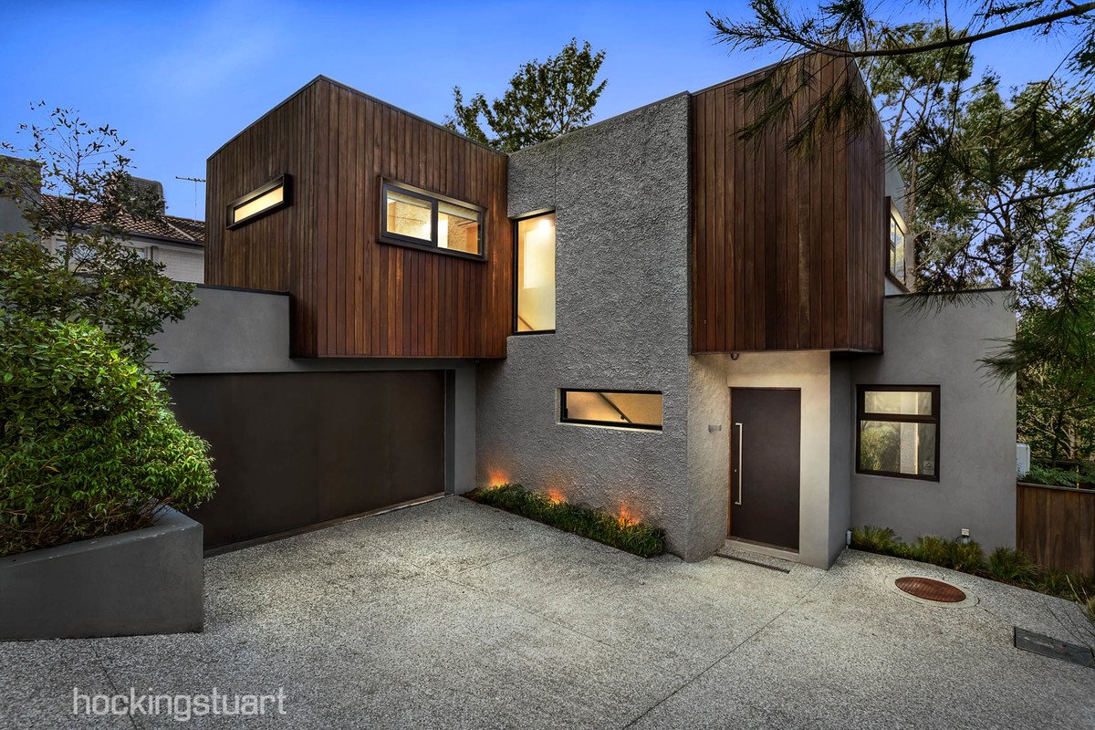 2/138 Winfield Road, Balwyn North image 1