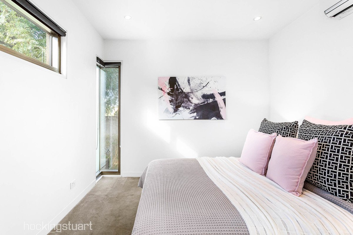 2/138 Winfield Road, Balwyn North image 8